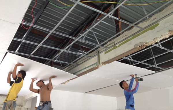 Hướng dẫn cơ bản thi công trần thạch cao khung nổi