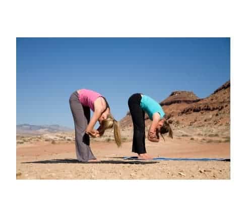 Động tác yoga giúp chữa đau gai thắt lưng