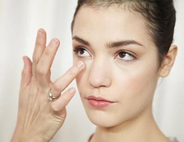 10 cách trị thâm quầng mắt hiệu quả